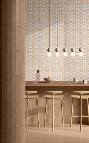 Feature wall with Manufatti Ipanema patterned tiles